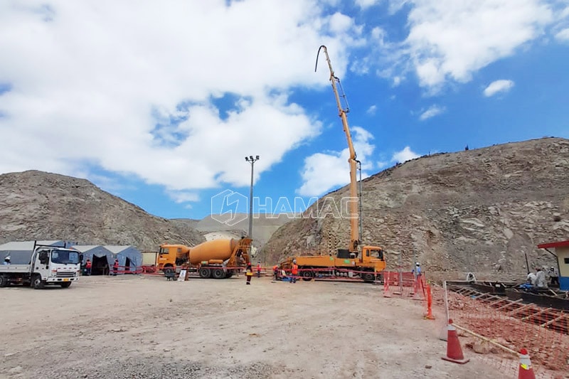 Pompa boom beton 30m di Arequipa, Peru