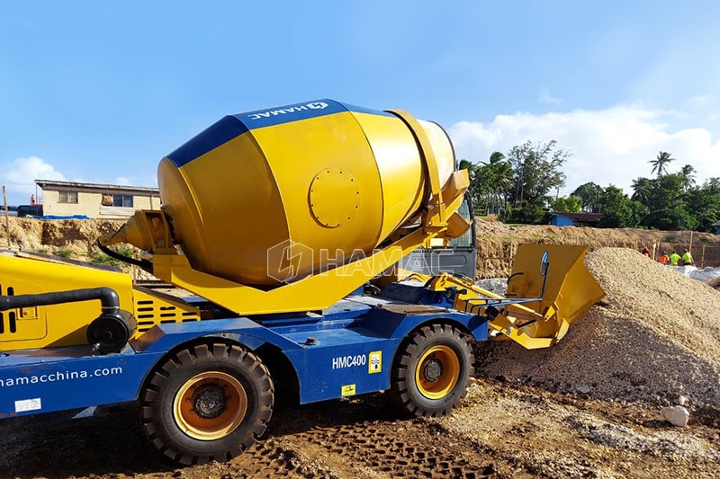 Mixer Beton Swa-pemuatan 4.0m3 bekerja untuk konstruksi rumah di Tonga