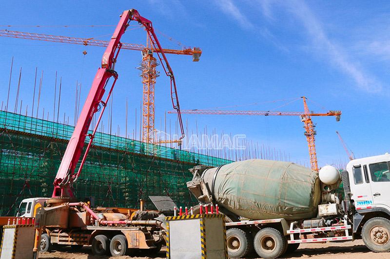 Truk Pompa Boom Beton untuk Dijual